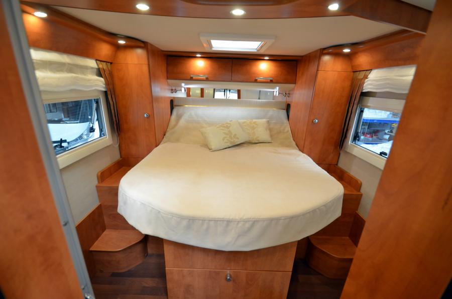 Интерьер Carthago C-Tourer I Sport 2016 года  (фото 4 из 4)